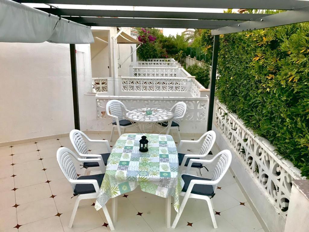 Adosado De 140M2 Con Terraza A 50 M De La Playa Villa Denia Kültér fotó
